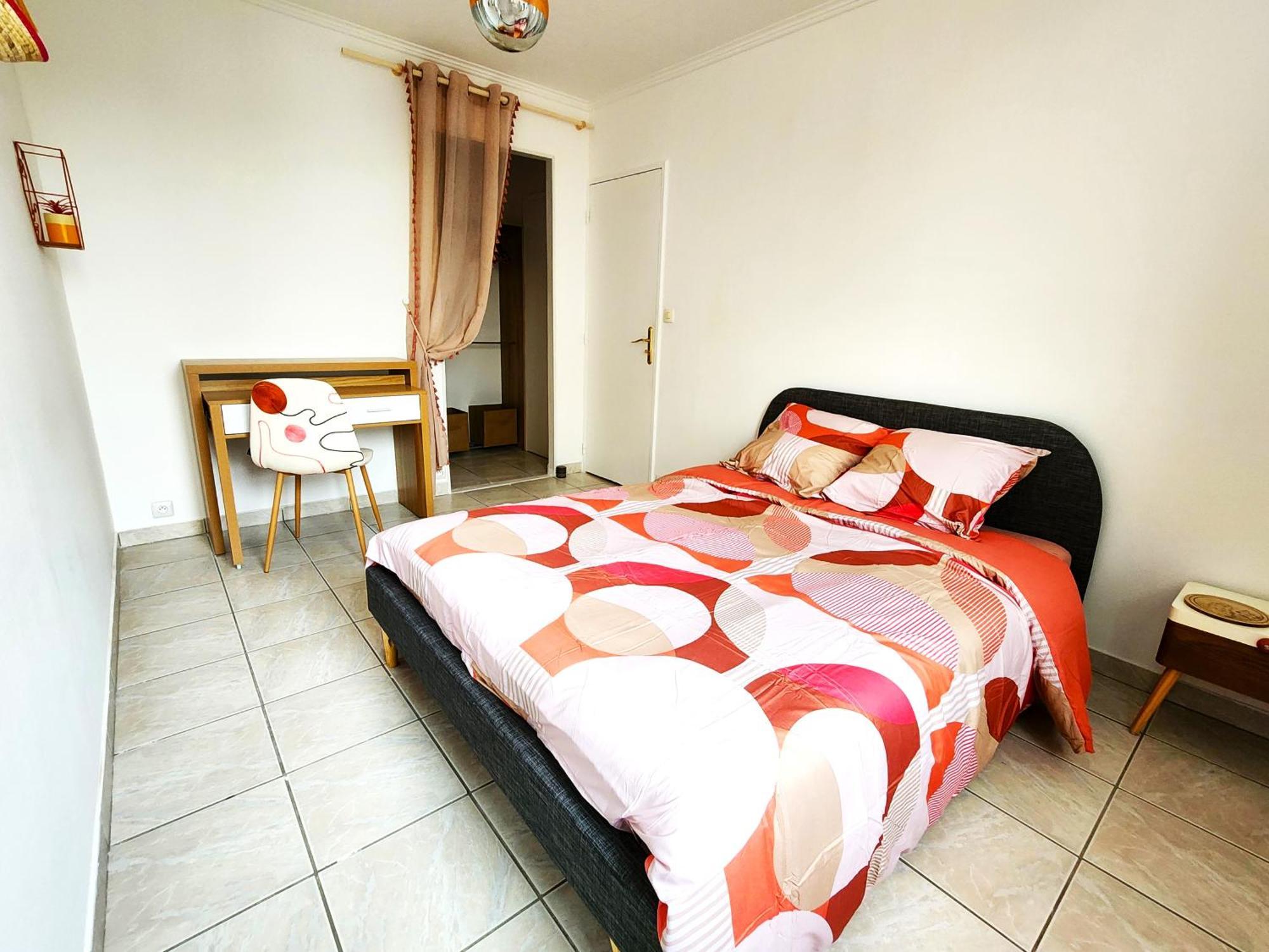 Appartement Cosy Et Lumineux Saint-Jean-de-la-Ruelle Extérieur photo